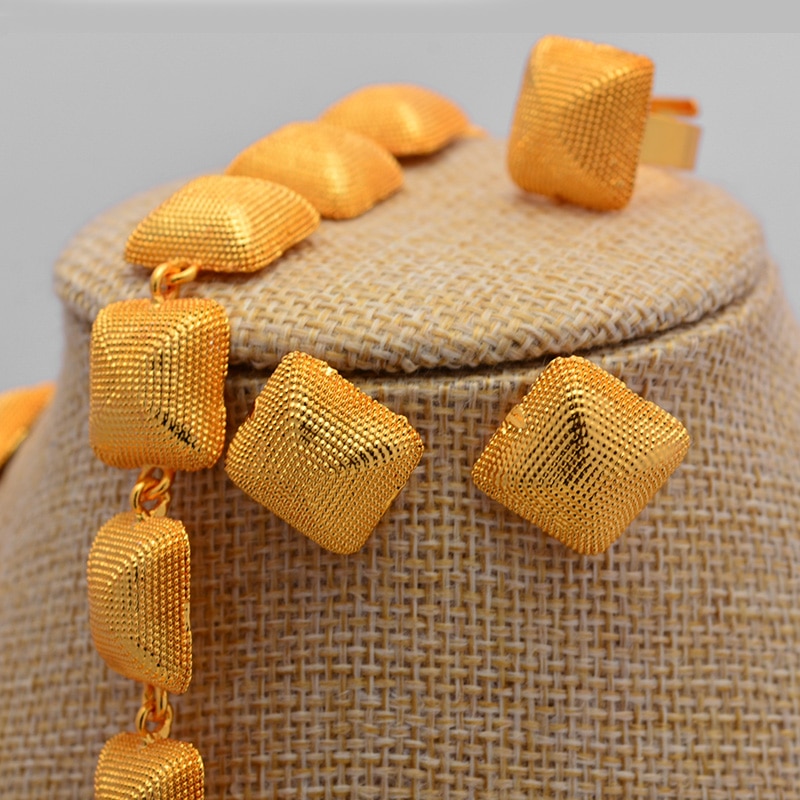 New Ethiopian Dubai Gold Color jewelry Sets Wedding Women Necklaces Earrings Jewelry Sets Eritrean Jewellery Gifts New Ethiopian Dubai Gold Color jewelry Sets Wedding Women Necklaces Earrings Jewelry Sets Eritrean Jewellery Gifts