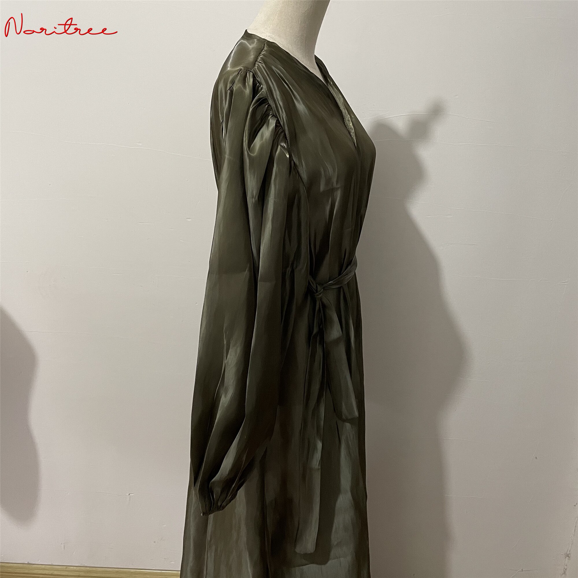 Eid Djellaba Abaya Dubai Shiny Soft Puff Sleeves Muslim Dress Silky Abaya Dubai Turkey Muslim Dress Islam Abayas With Belt WY56 Eid Djellaba Abaya Dubai Shiny Soft Puff Sleeves Muslim Dress Silky Abaya Dubai Turkey Muslim Dress Islam Abayas With Belt WY56