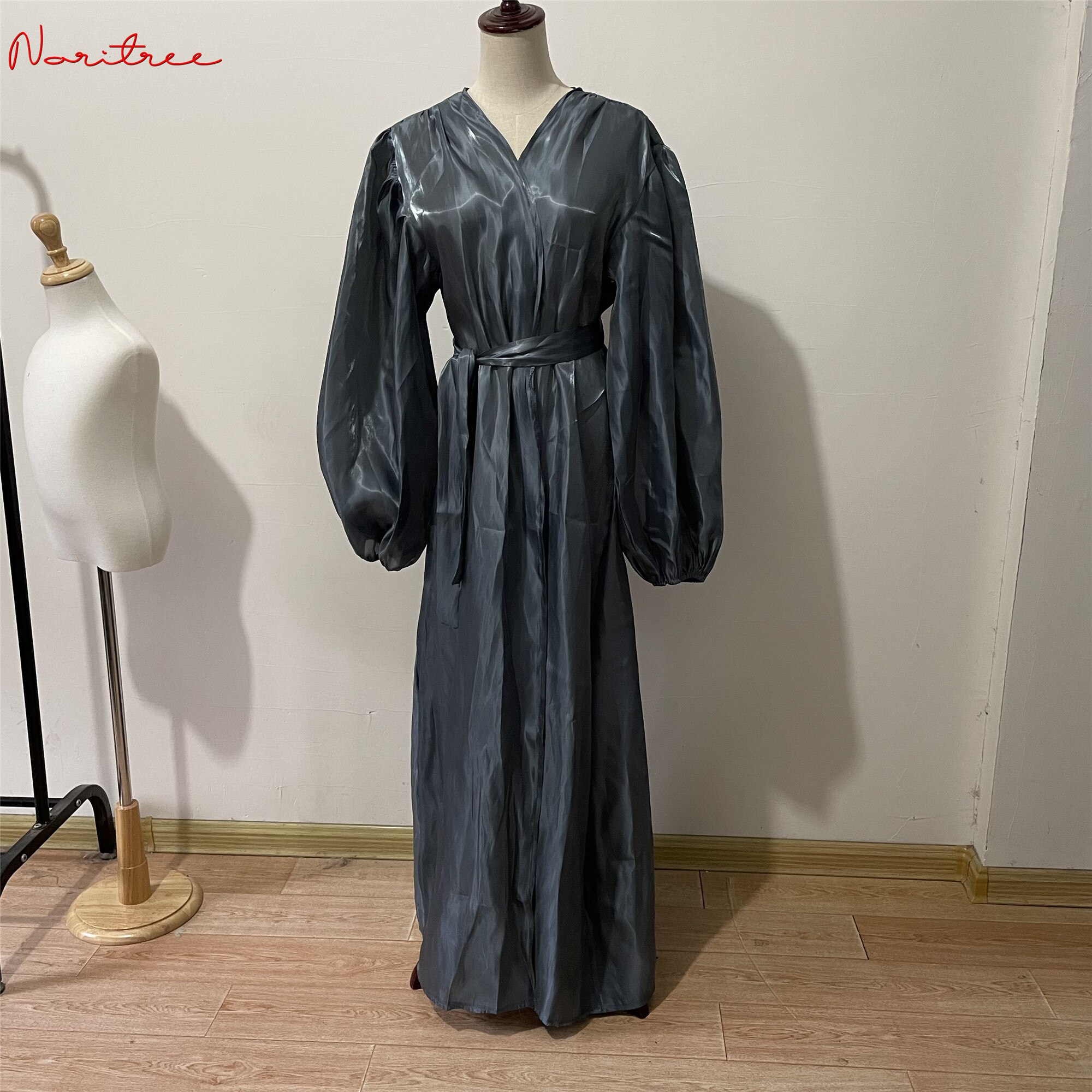 Eid Djellaba Abaya Dubai Shiny Soft Puff Sleeves Muslim Dress Silky Abaya Dubai Turkey Muslim Dress Islam Abayas With Belt WY56 Eid Djellaba Abaya Dubai Shiny Soft Puff Sleeves Muslim Dress Silky Abaya Dubai Turkey Muslim Dress Islam Abayas With Belt WY56