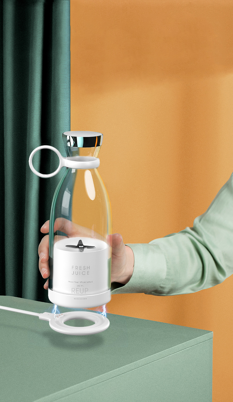 Mini Portable Blender Electric Fruit Juicer Mixers Extractors Multifunction Juice Maker Machine Blenders Smoothies Mixer Mini Portable Blender Electric Fruit Juicer Mixers Extractors Multifunction Juice Maker Machine Blenders Smoothies Mixer