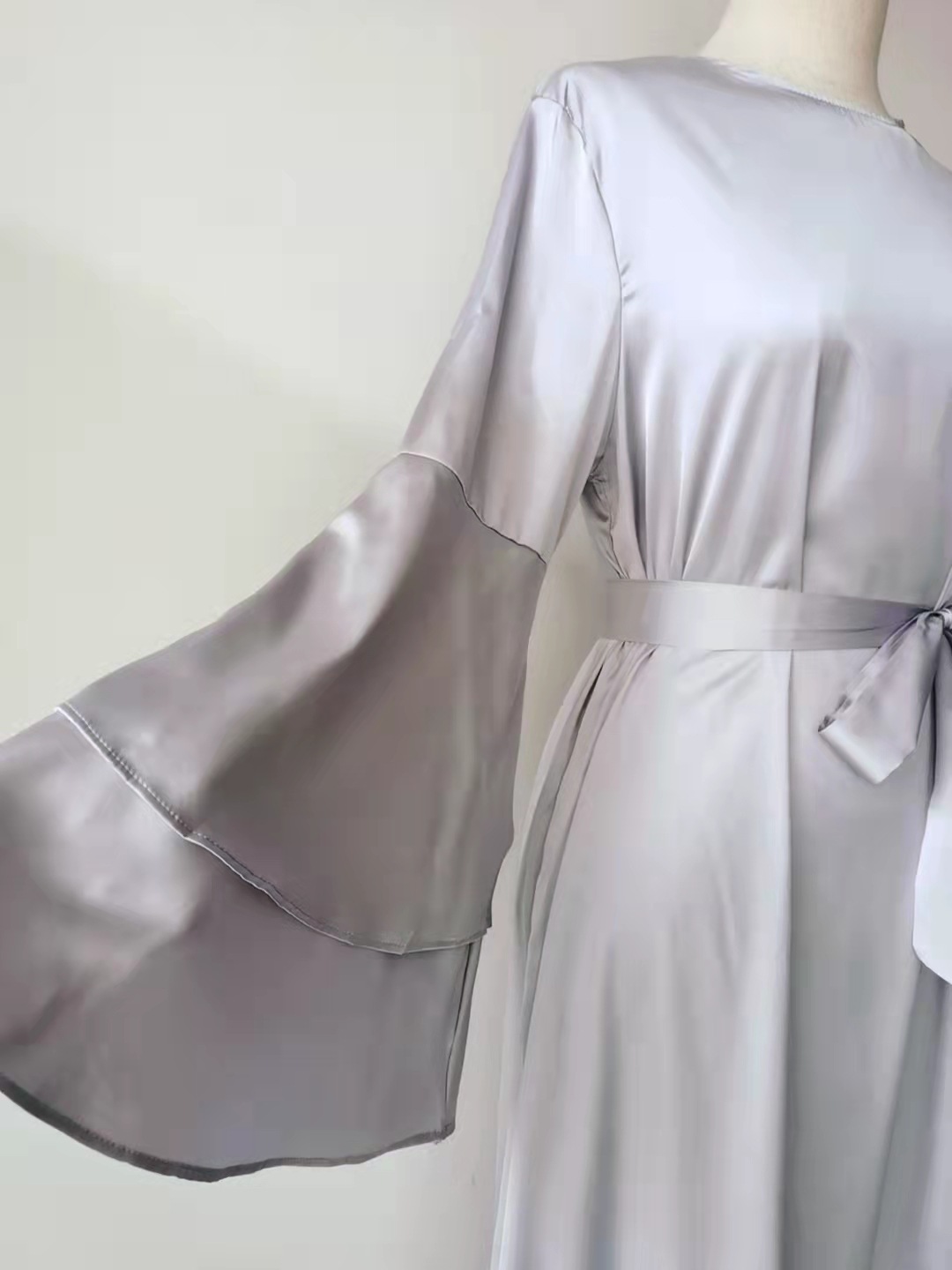 Women Islam Clothing Ramadan Eid Satin Hijab Dress Dubai Abaya Turkey Summer Flare Sleeve Muslim Fashion Maxi Dresses for Kaftan