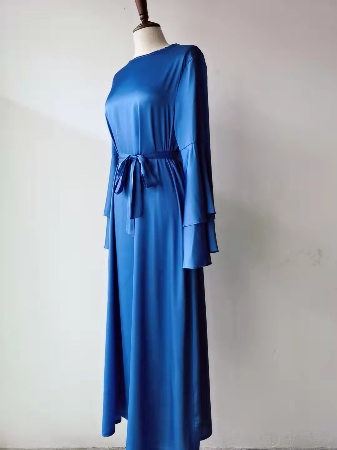 Women Islam Clothing Ramadan Eid Satin Hijab Dress Dubai Abaya Turkey Summer Flare Sleeve Muslim Fashion Maxi Dresses for Kaftan