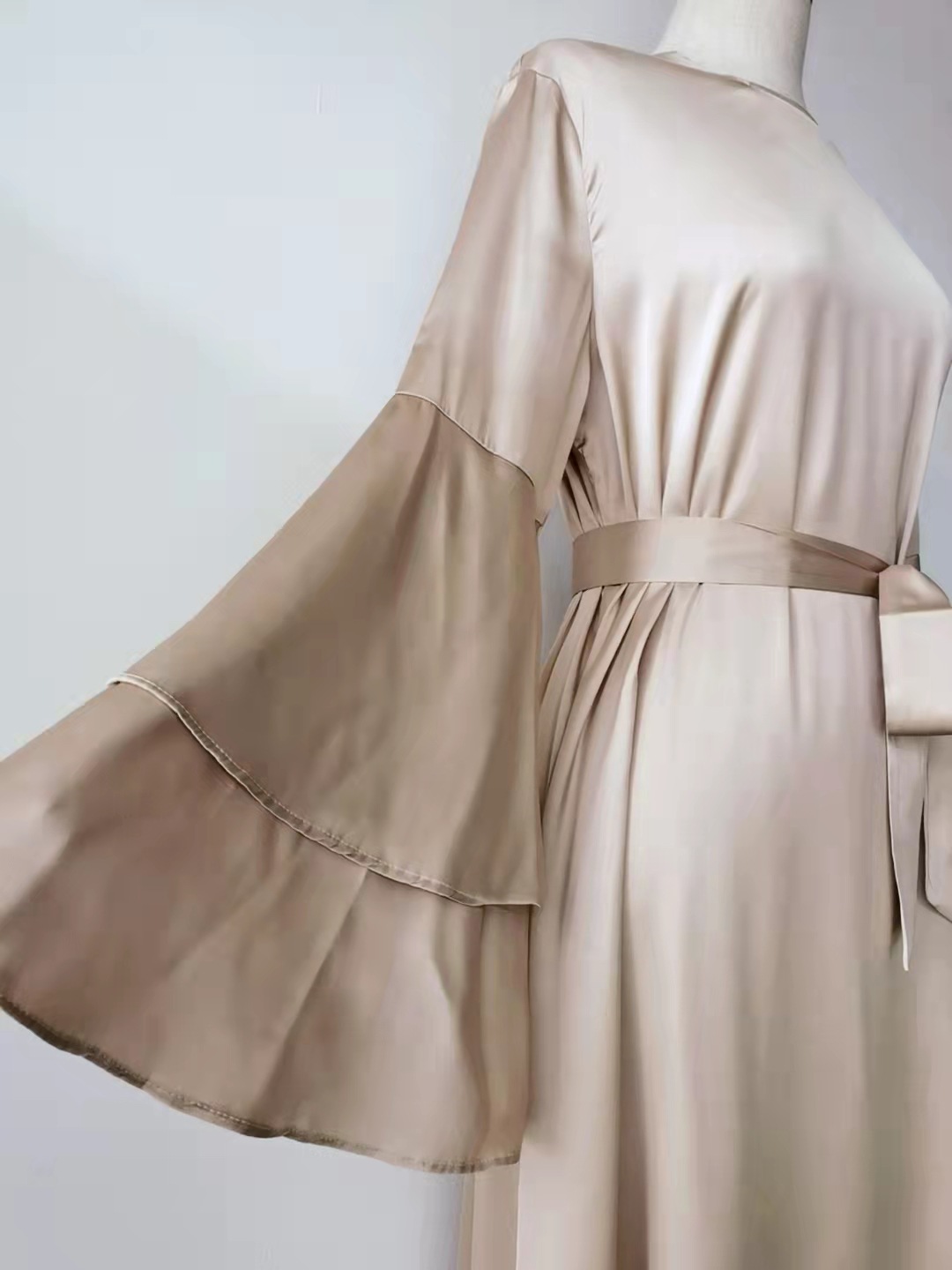 Women Islam Clothing Ramadan Eid Satin Hijab Dress Dubai Abaya Turkey Summer Flare Sleeve Muslim Fashion Maxi Dresses for Kaftan