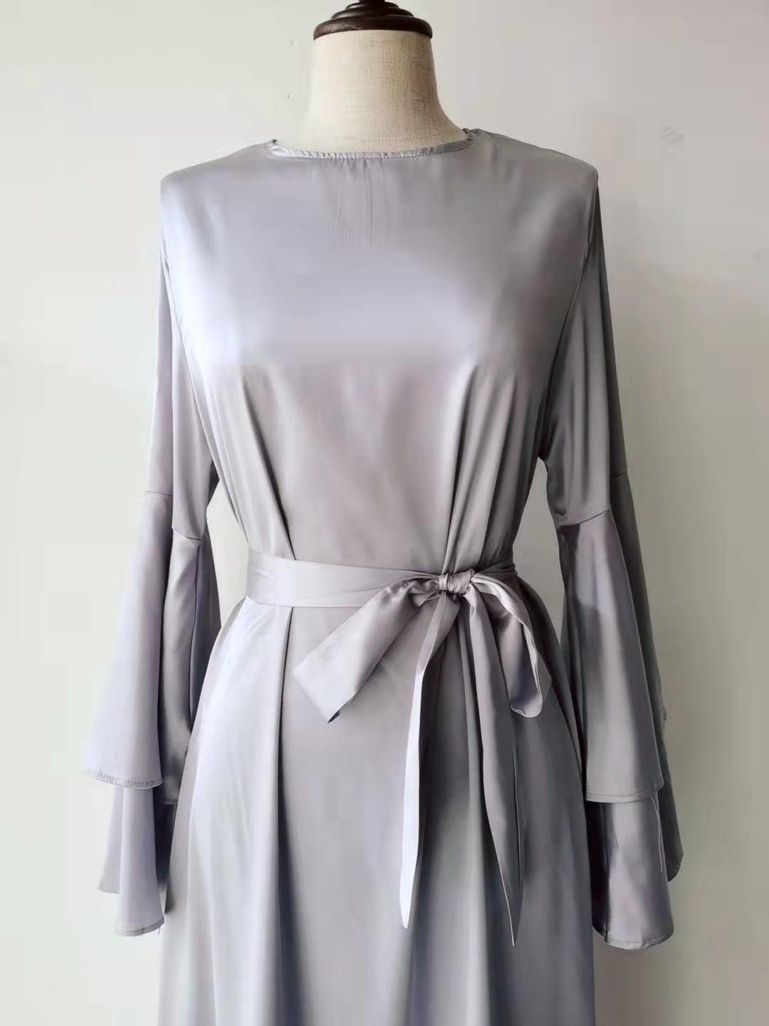 Women Islam Clothing Ramadan Eid Satin Hijab Dress Dubai Abaya Turkey Summer Flare Sleeve Muslim Fashion Maxi Dresses for Kaftan