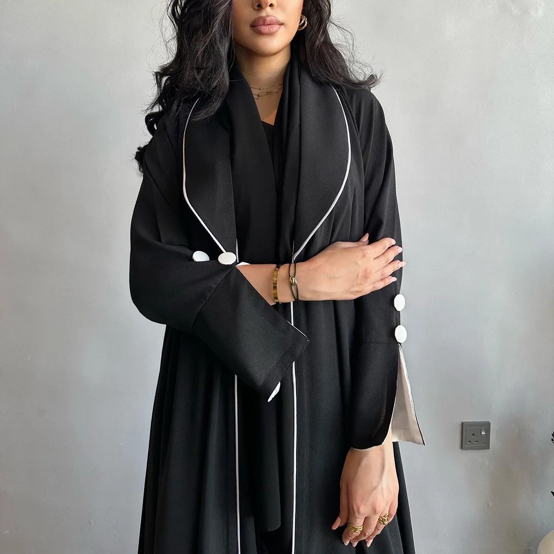 Muslim Autumn Winter Open Kimono Abaya for Women Jalabiyat Black and White Contrast Color Moroccan Turkish African Robe Dubai