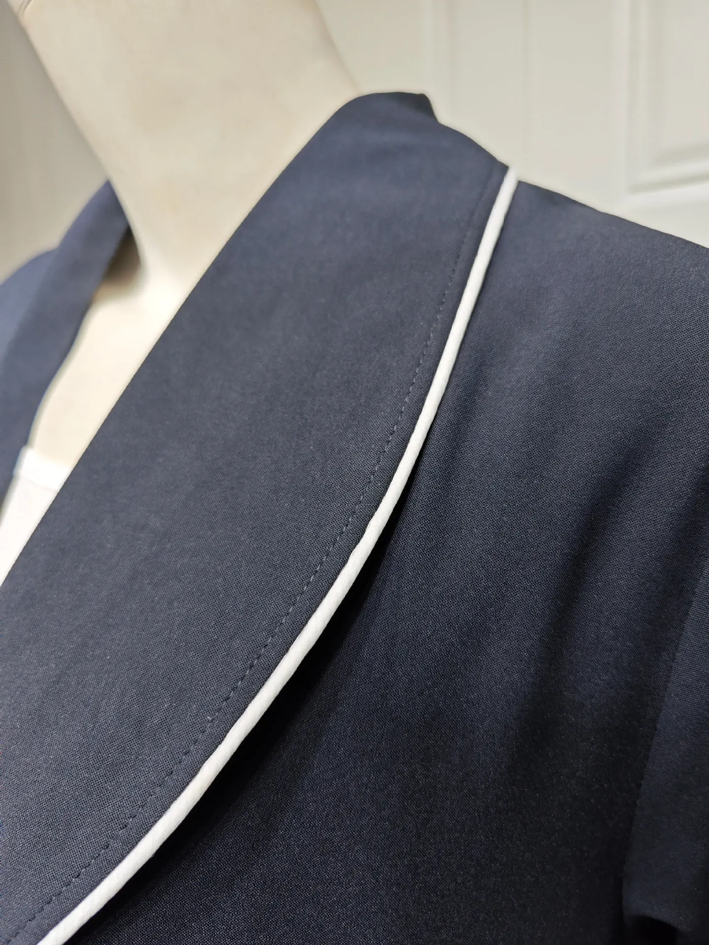 Muslim Autumn Winter Open Kimono Abaya for Women Jalabiyat Black and White Contrast Color Moroccan Turkish African Robe Dubai